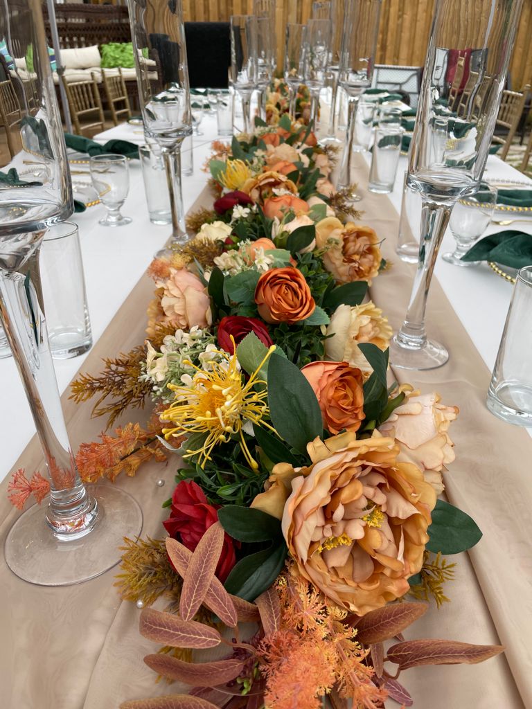 Event setup with gold Chiavari chairs and linens – Mosaic Event Rentals Milton