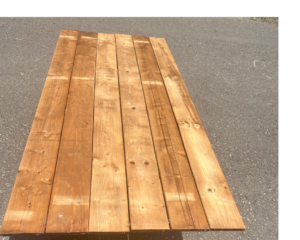 Low rise picnic table can be used indoor or outdoor