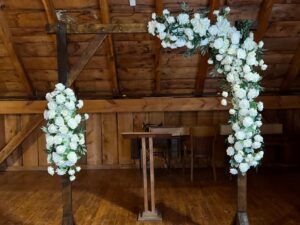 Can be used for rustic wedding and more